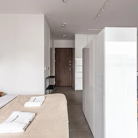 P&o Mennica X * Varsavia