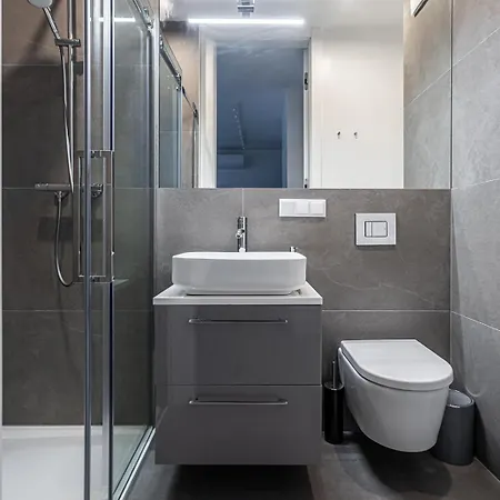 P&o Mennica X דירה ורשה