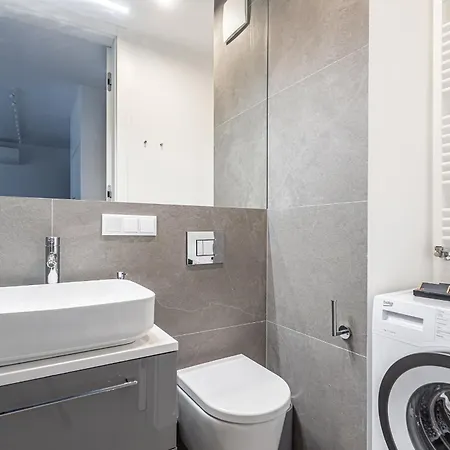 아파트 P&o Mennica X *